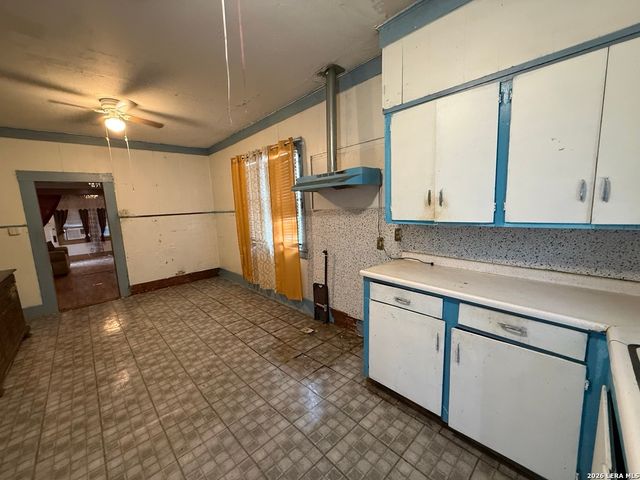 2907 MORALES ST, San Antonio, TX 78207