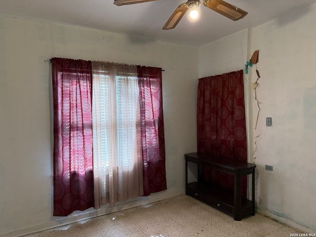 2907 MORALES ST, San Antonio, TX 78207
