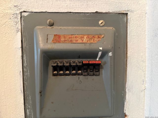 2907 MORALES ST, San Antonio, TX 78207