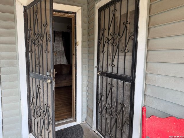 2907 MORALES ST, San Antonio, TX 78207