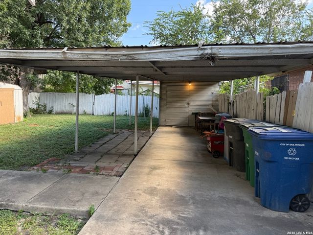 2907 MORALES ST, San Antonio, TX 78207