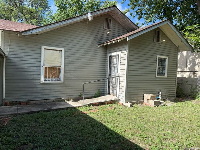 2907 MORALES ST, San Antonio, TX 78207