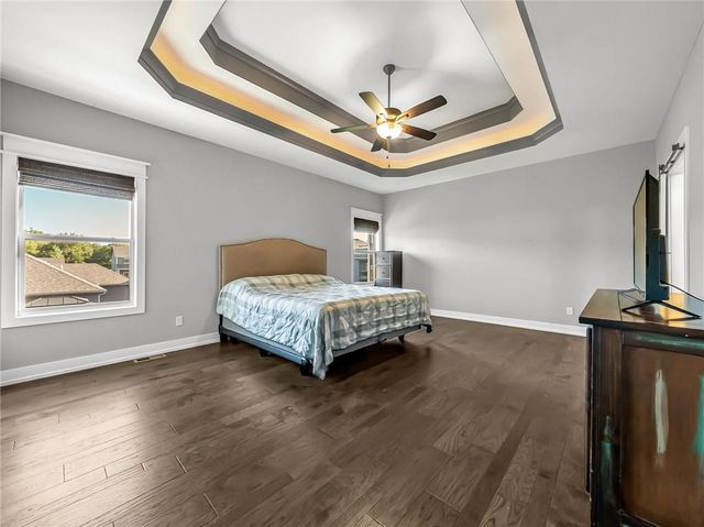 8615 NW 74th Terrace, Kansas City, MO 64152