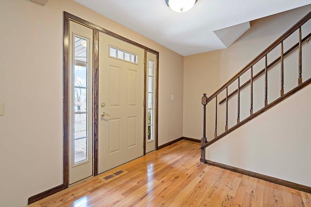 4354 Metcalf Drive, Eagan, MN 55122