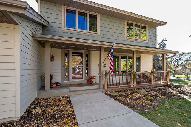 4354 Metcalf Drive, Eagan, MN 55122