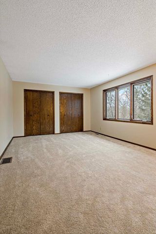 4354 Metcalf Drive, Eagan, MN 55122