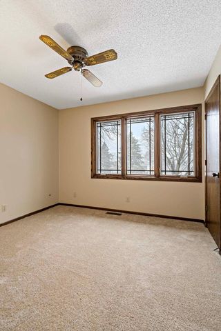 4354 Metcalf Drive, Eagan, MN 55122