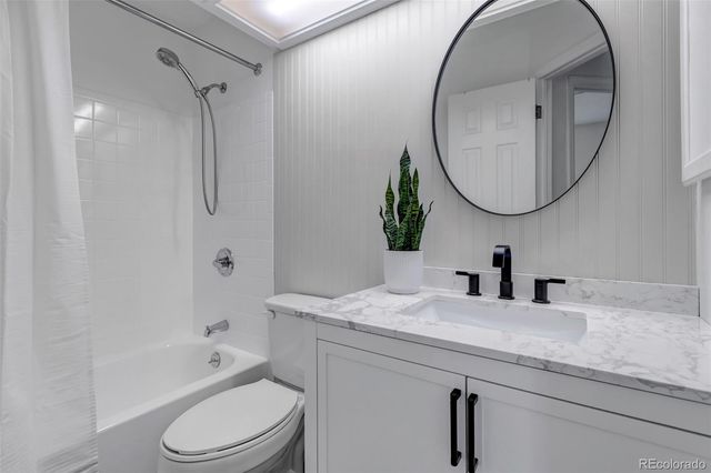 19284 E Amherst Drive, Aurora, CO 80013