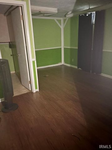 216 W Lincolnway Street, Osceola, IN 46561