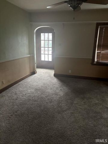 216 W Lincolnway Street, Osceola, IN 46561