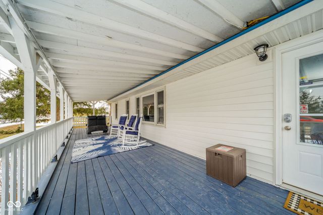 945 E Worthsville Road, Greenwood, IN 46143