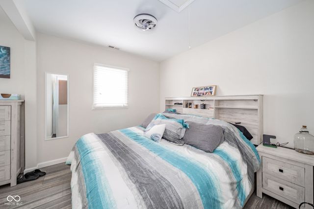 945 E Worthsville Road, Greenwood, IN 46143