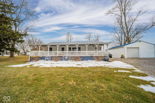 945 E Worthsville Road, Greenwood, IN 46143