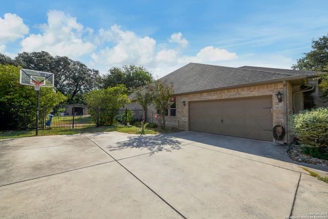 19414 Arrowood Place, San Antonio, TX 78266