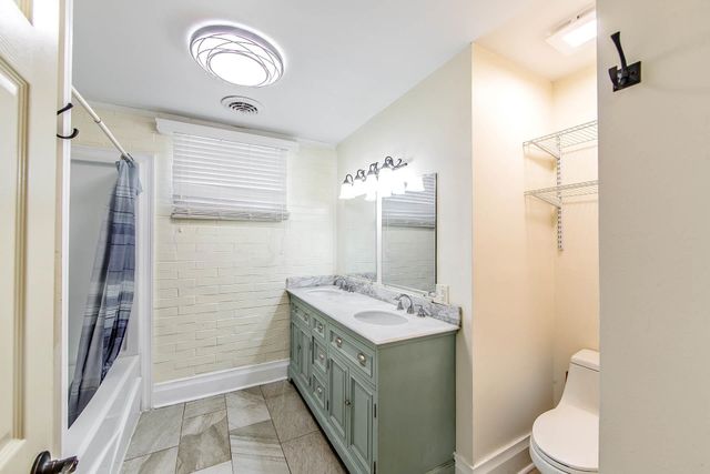 371 E 7th St, Larose, LA 70373