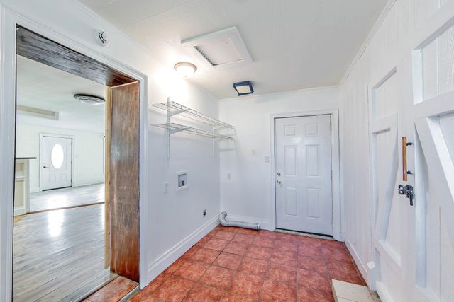 371 E 7th St, Larose, LA 70373