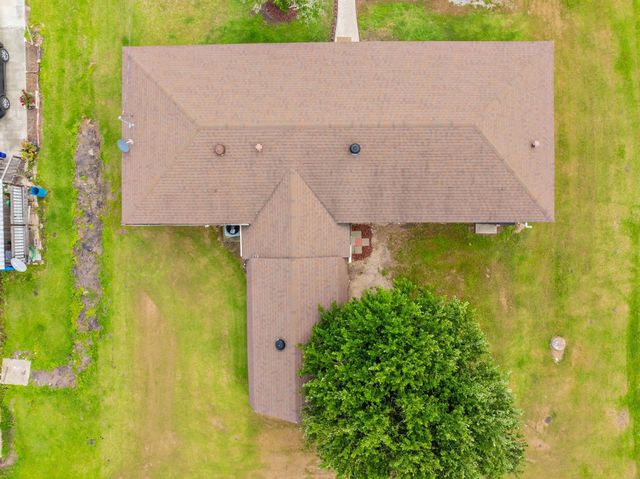 371 E 7th St, Larose, LA 70373