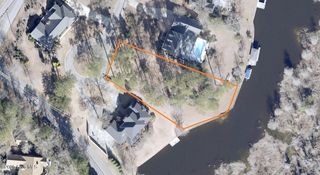 709 Cove Harbor Harbor, New Bern, NC 28562