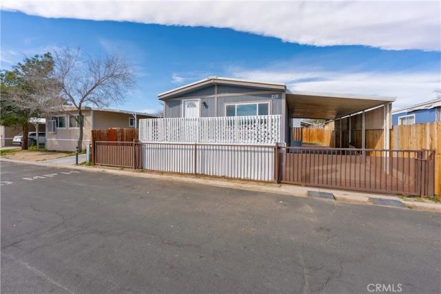3300 15th West 219, Rosamond, CA 93560