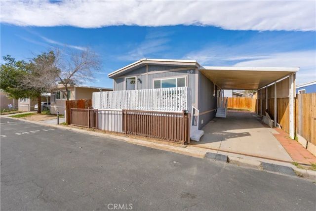 3300 15th West 219, Rosamond, CA 93560