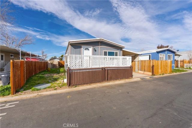 3300 15th West 219, Rosamond, CA 93560