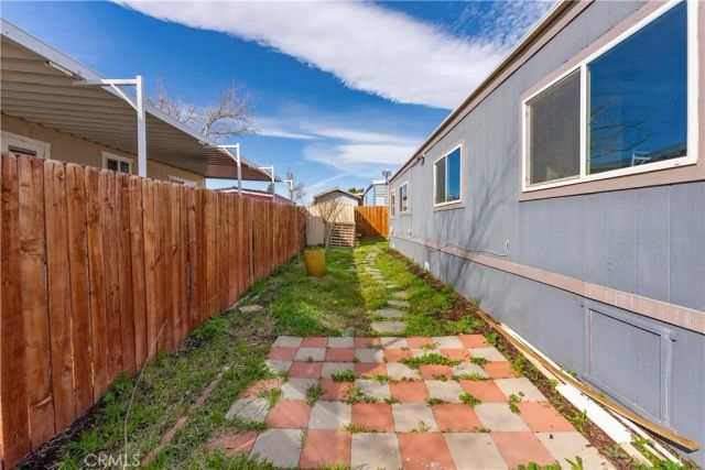 3300 15th West 219, Rosamond, CA 93560