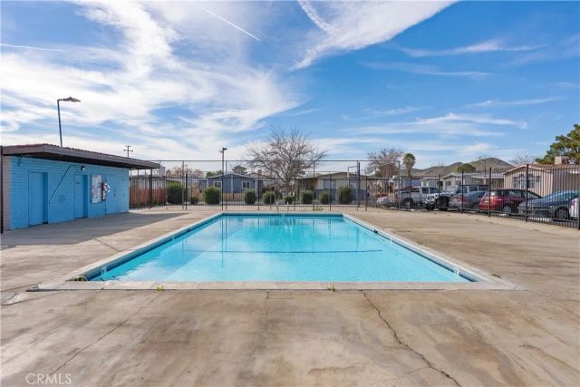 3300 15th West 219, Rosamond, CA 93560