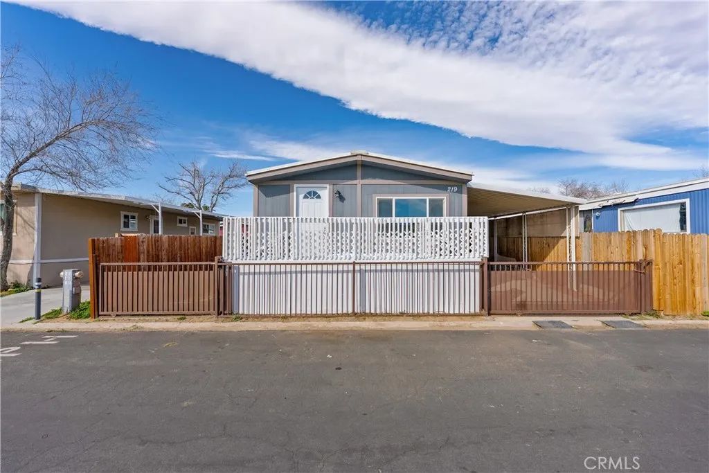 3300 15th West 219, Rosamond, CA 93560