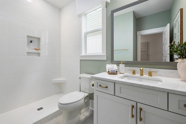 512 9th Ave. S, North Myrtle Beach, SC 29582