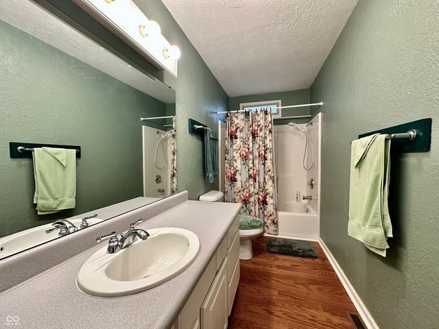 889 E Washington Street, Martinsville, IN 46151