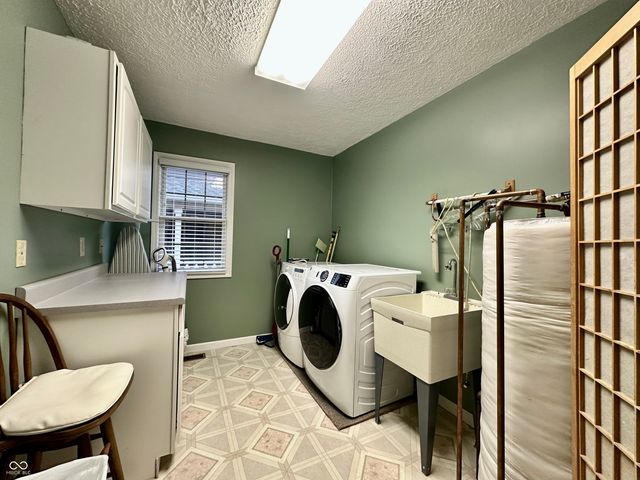 889 E Washington Street, Martinsville, IN 46151