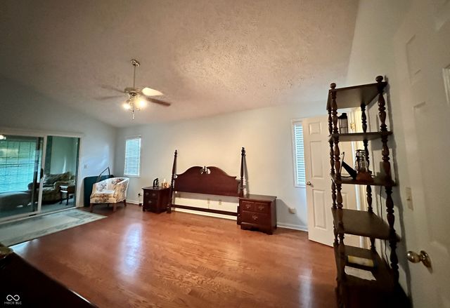889 E Washington Street, Martinsville, IN 46151