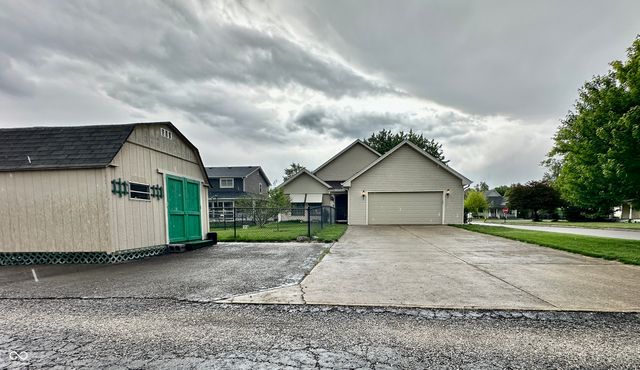 889 E Washington Street, Martinsville, IN 46151