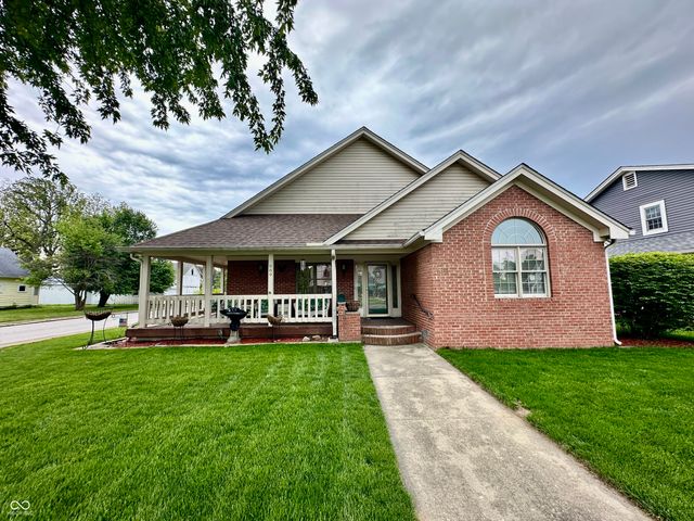 889 E Washington Street, Martinsville, IN 46151