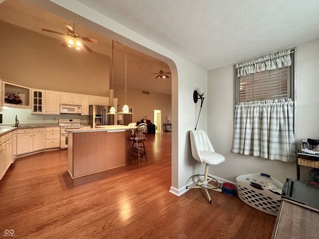 889 E Washington Street, Martinsville, IN 46151