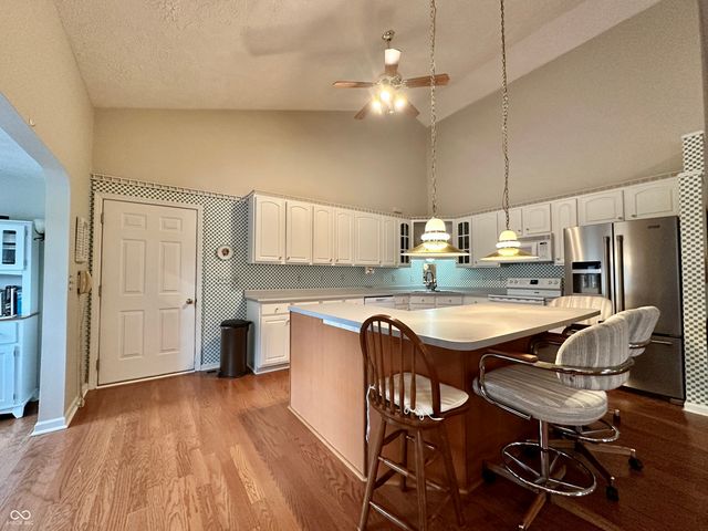 889 E Washington Street, Martinsville, IN 46151