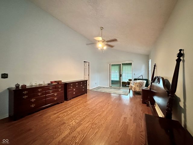 889 E Washington Street, Martinsville, IN 46151