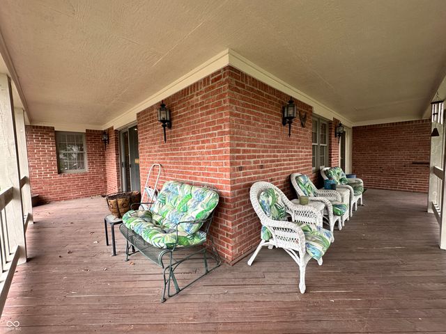 889 E Washington Street, Martinsville, IN 46151