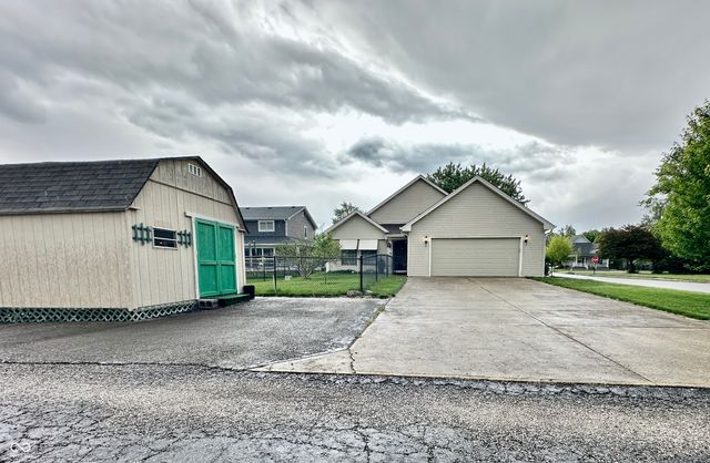 889 E Washington Street, Martinsville, IN 46151