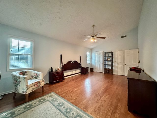 889 E Washington Street, Martinsville, IN 46151
