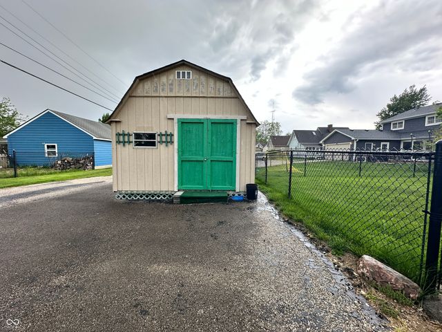 889 E Washington Street, Martinsville, IN 46151