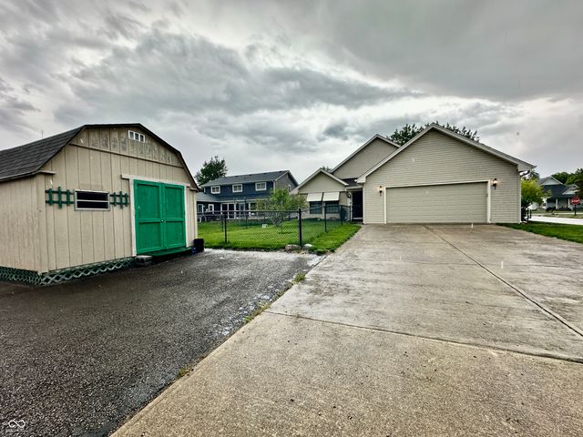 889 E Washington Street, Martinsville, IN 46151
