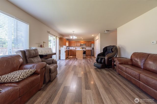 17804 15th Avenue E, Spanaway, WA 98387