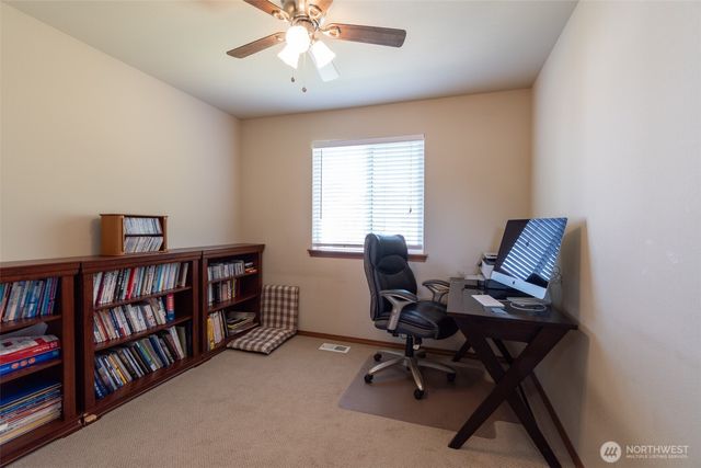 17804 15th Avenue E, Spanaway, WA 98387