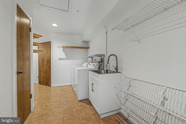 400 PLEASANT VALLEY AVE, Moorestown, NJ 08057