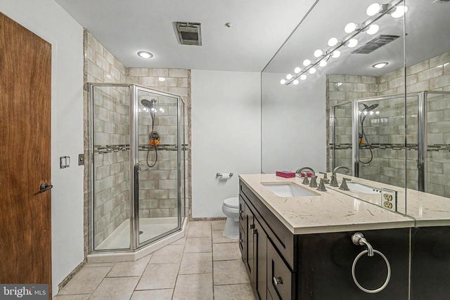 400 PLEASANT VALLEY AVE, Moorestown, NJ 08057