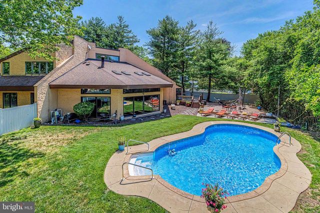400 PLEASANT VALLEY AVE, Moorestown, NJ 08057