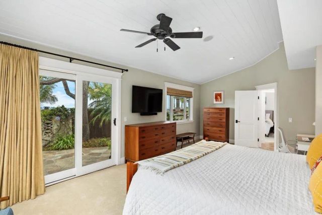 335 10th Street, Del Mar, CA 92014