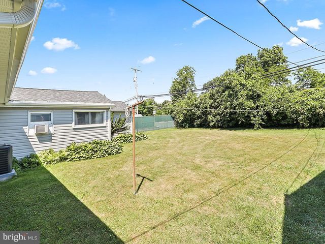 209 AUSTIN DR, Fairless Hills, PA 19030