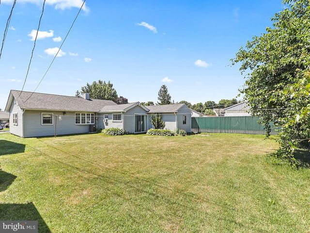 209 AUSTIN DR, Fairless Hills, PA 19030